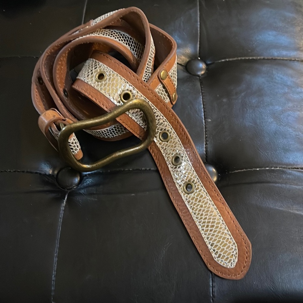 Chico’s belt
